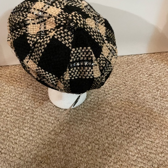 Black/Tan Designer Hat - Picture 3 of 5